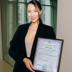 Лариса Официальный Канал