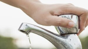 Бюджетные хитрости для экономии воды: что реально работает