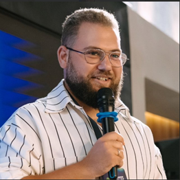Алекс Магнифер