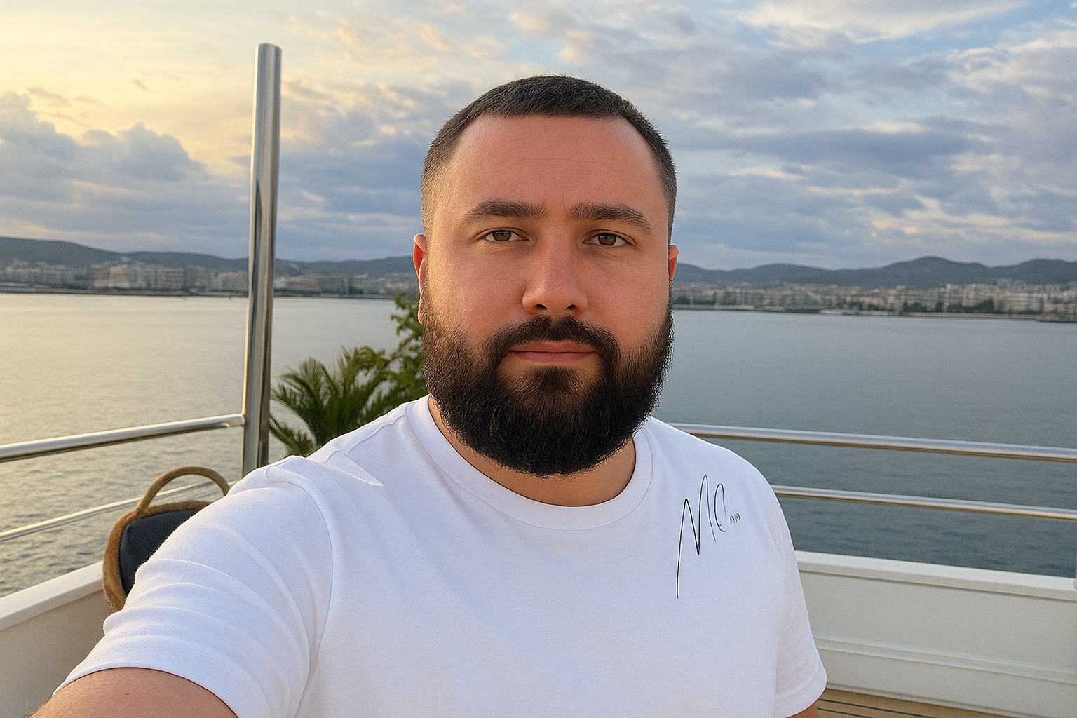 Азам Ходжаев