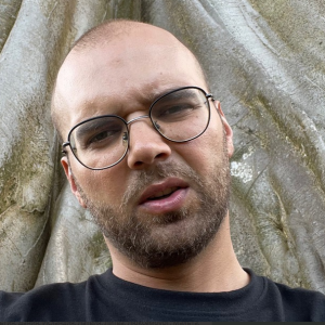 Илья Александров