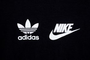 Nike и Adidas возглавили список самых подделываемых брендов в России