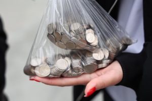 «Монетная неделя» стартовала в России: банки ждут мелочь с 26 октября